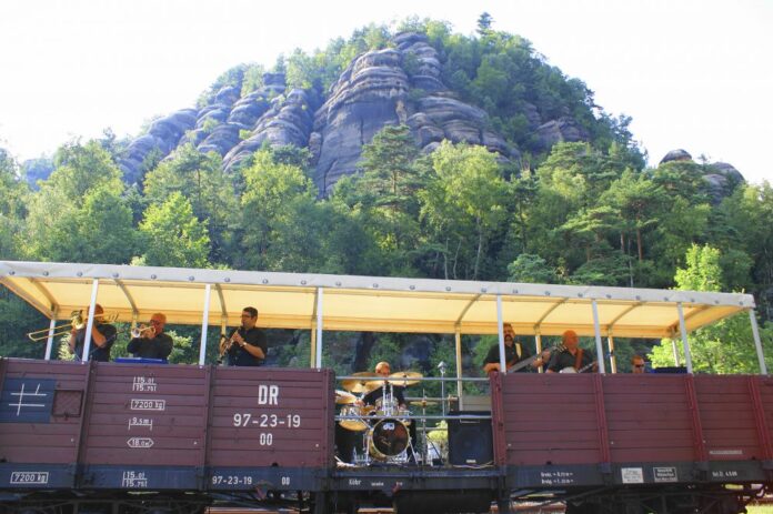 Musikzug-Berg-Oybin-DSC09314_SH-1000x665